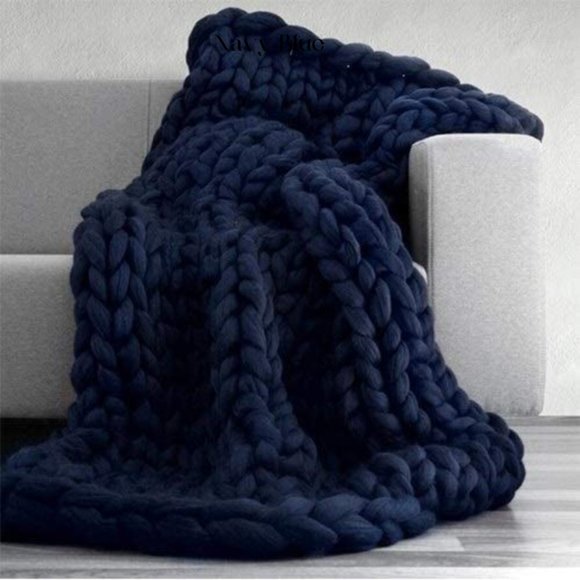 HAND KNITTED Jumbo Chunky Soft Throw Blanket Navy Worsted Yarn - Picture 6 of 9